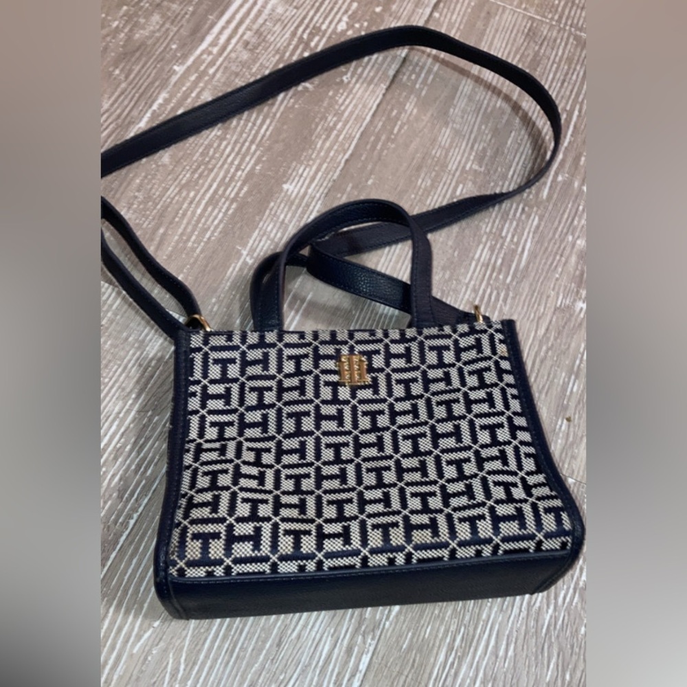 Tommy Hilfiger Navy and White Patterned Women's Bag